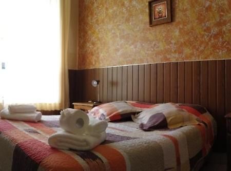 Mitru Express Tupiza Hotel Bagian luar foto